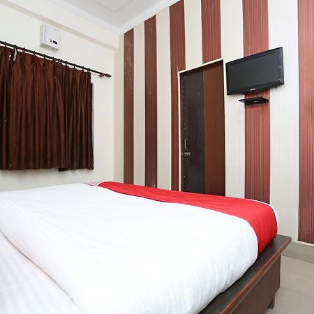 Hotel O Shiva Palace Haridwār Esterno foto