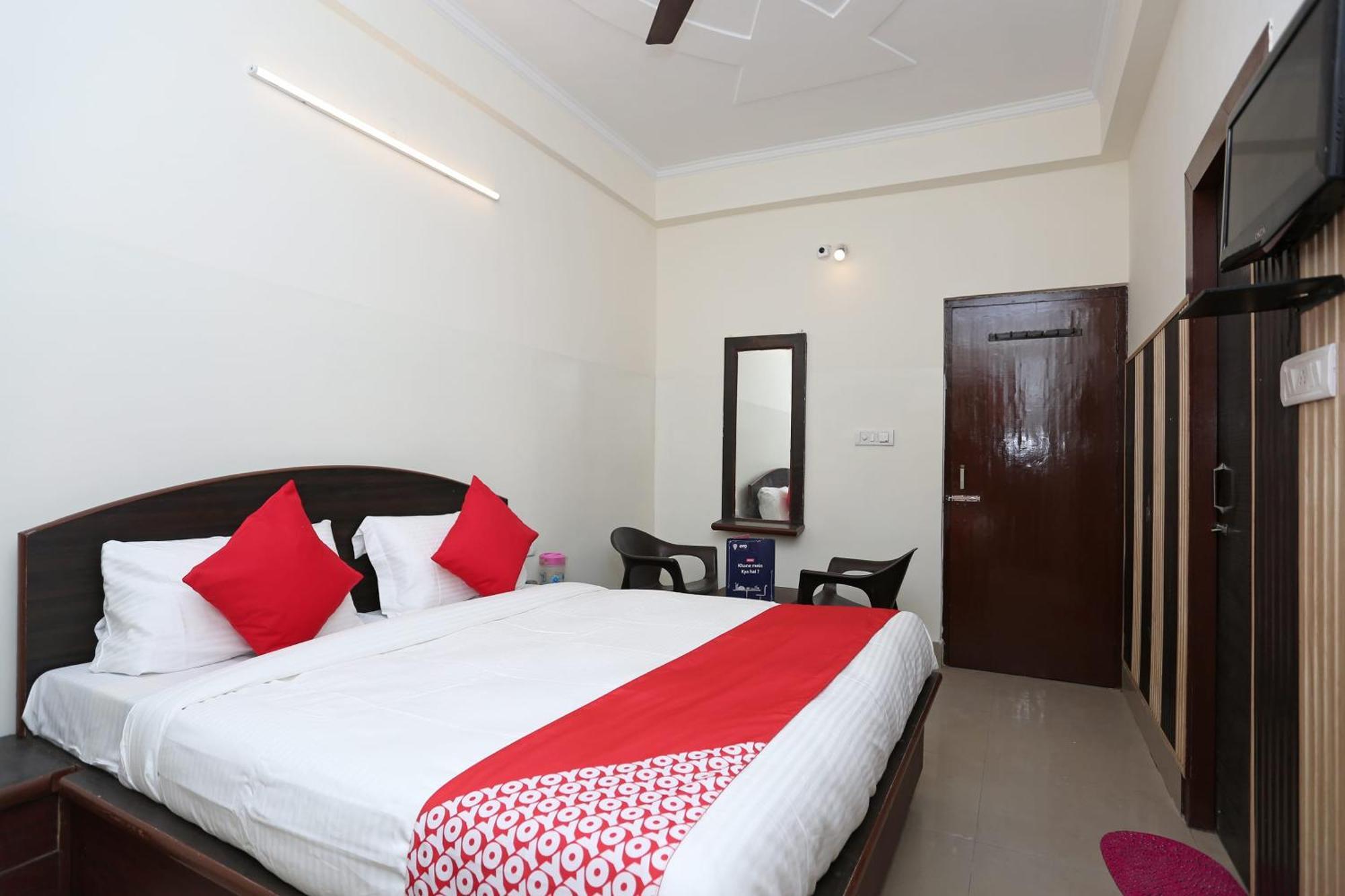 Hotel O Shiva Palace Haridwār Esterno foto