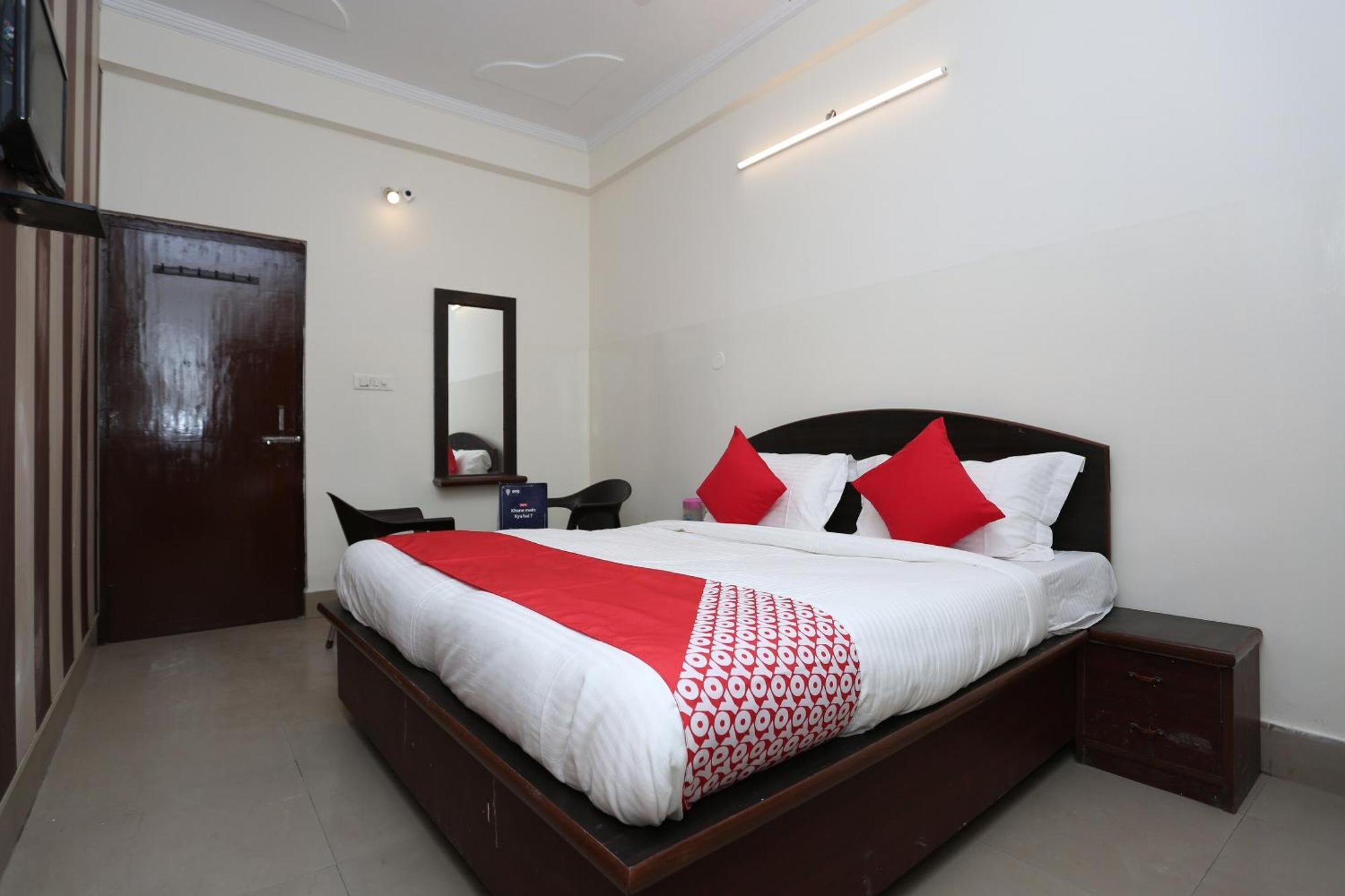 Hotel O Shiva Palace Haridwār Esterno foto