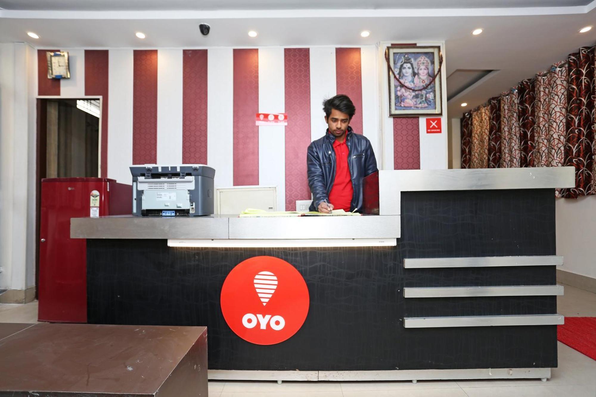 Hotel O Shiva Palace Haridwār Esterno foto
